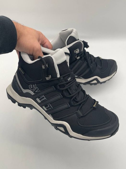 БЕЗ ПЕРЕДОПЛАТ‼️ утеплені чоловічі черевики Adidas Terrex Swift Mid