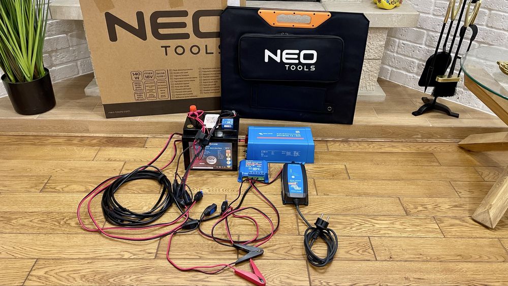 Victron LiFePo4 автономна мобільна зарядна станція мережа-сонце 500вт