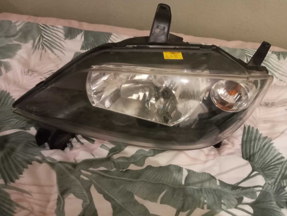 Фари до мазди 2.