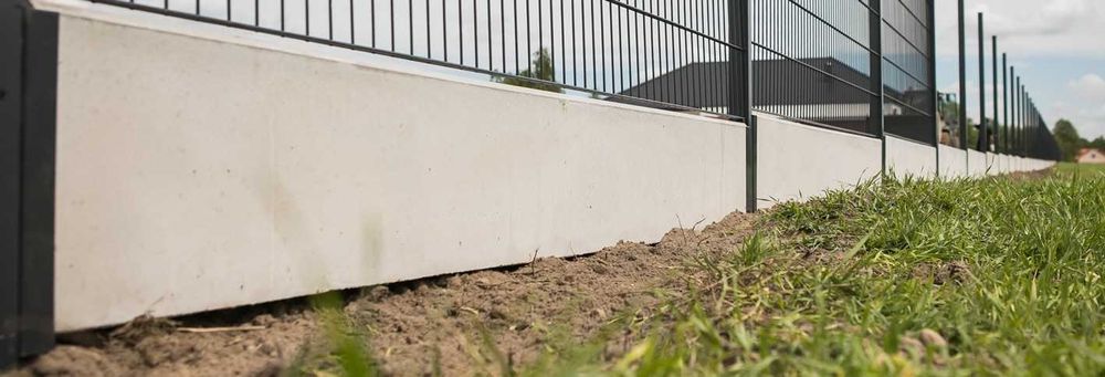 Podmurówka Biała 25x250cm Beton Architektoniczny panelowa dostawa HDS