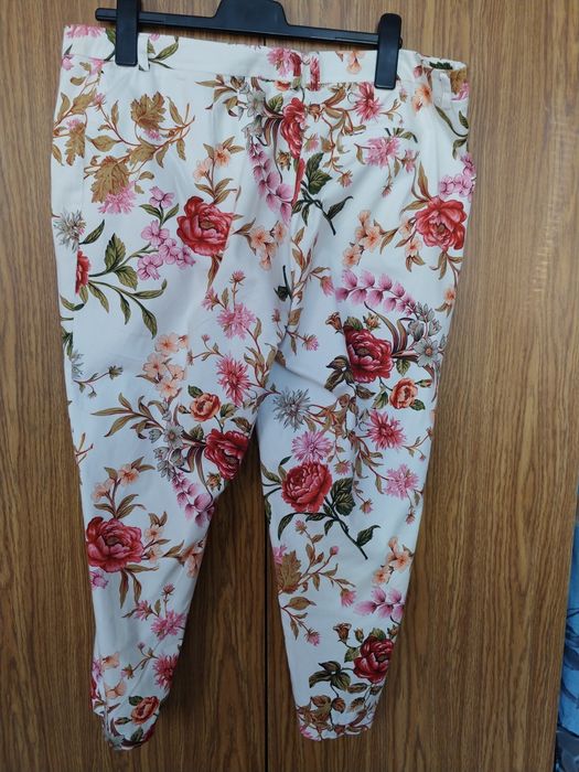 Spodnie 7/8 roz 50. 5XL