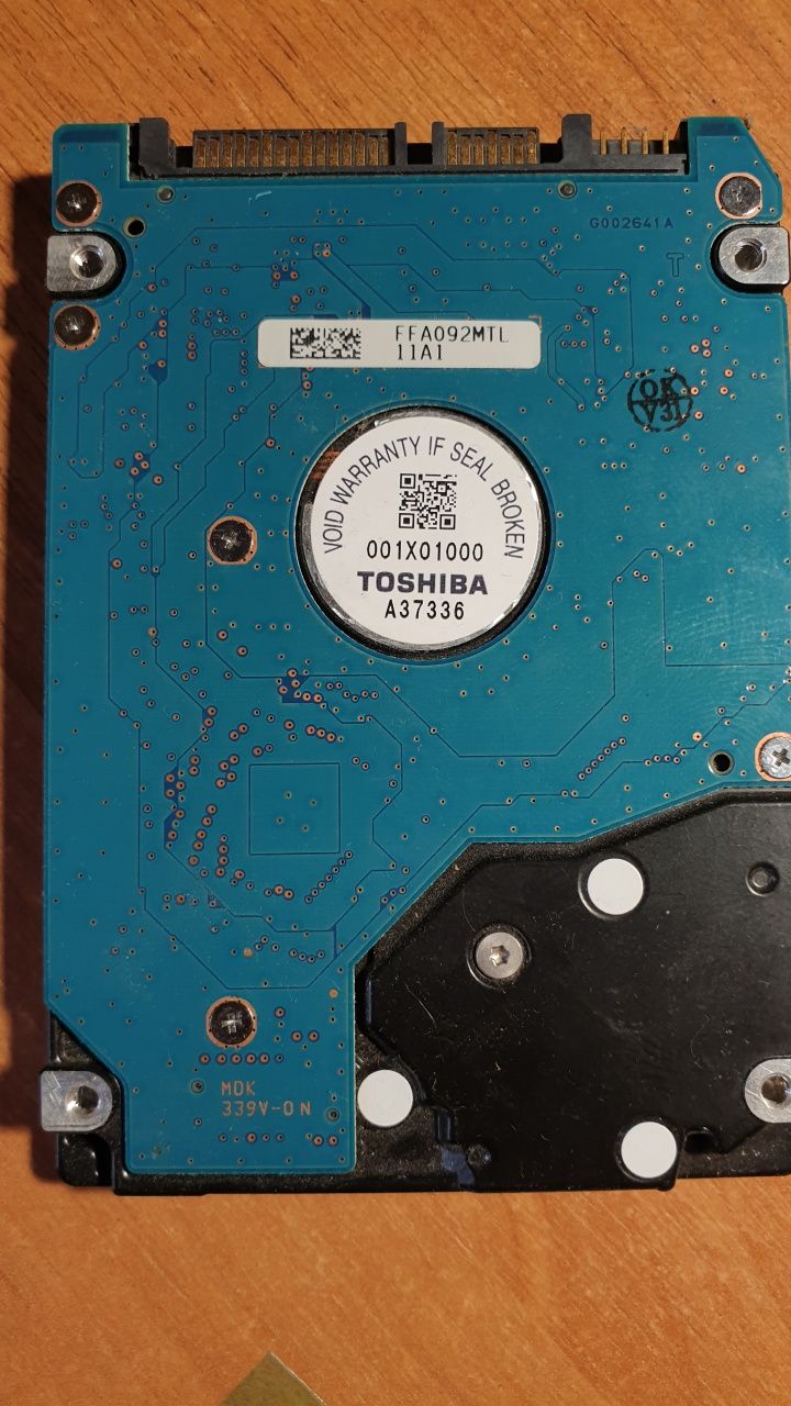 Жёсткий диск Toshiba 2.5