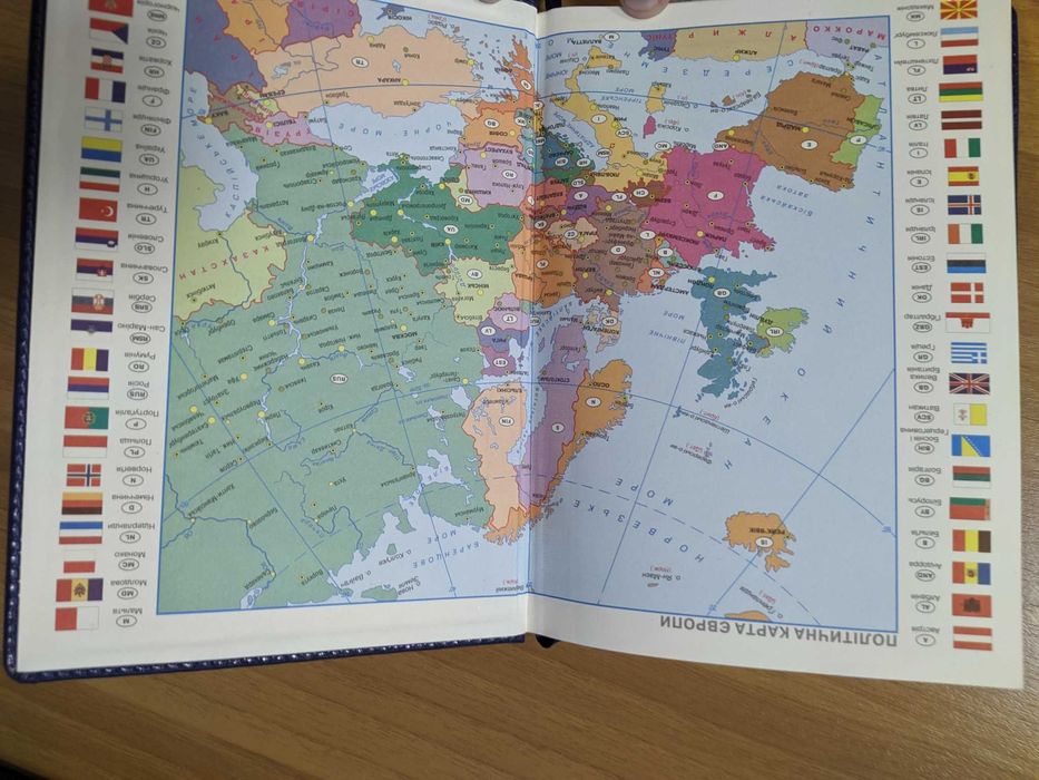 Щоденник діловий недатований А5, штучна шкіра, зріз блоку золото