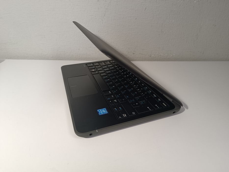 Акція!!!Компактний та надійний Dell/4 ядра/SSD/Батарея 5 год