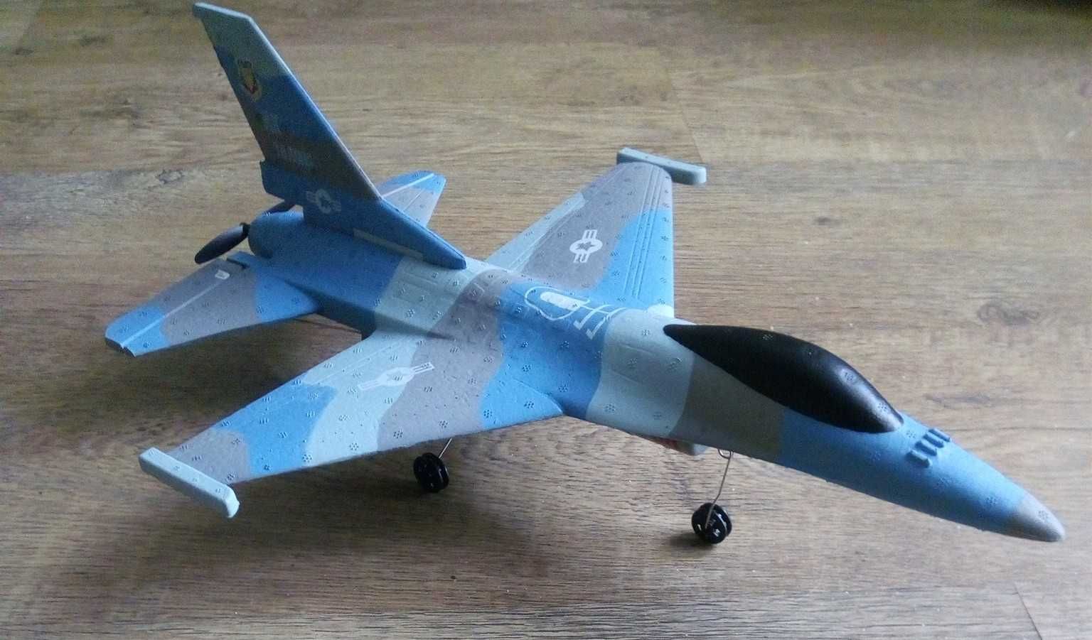 Model RC F-16 samolot RC zdalnie sterowany XK A290 4k żyro