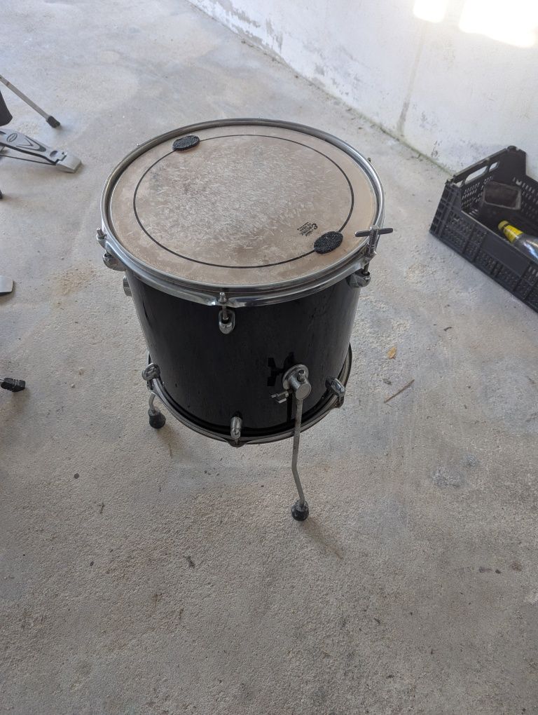Bateria acústica Millennium