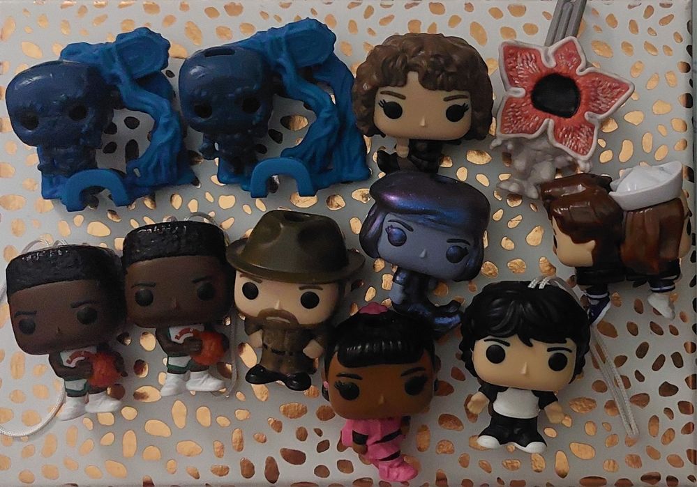 Kinder joy stranger things