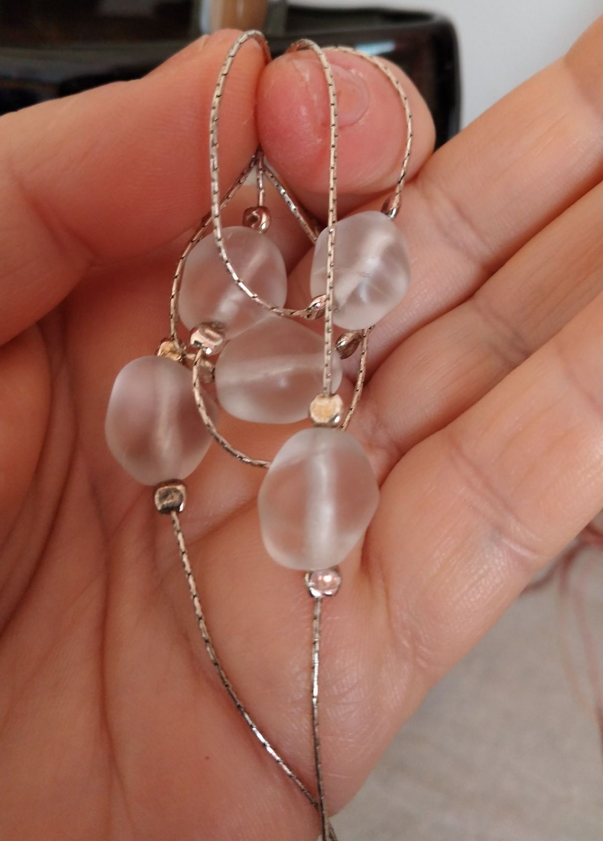 Colar de prata com peças de cristal de quartzo