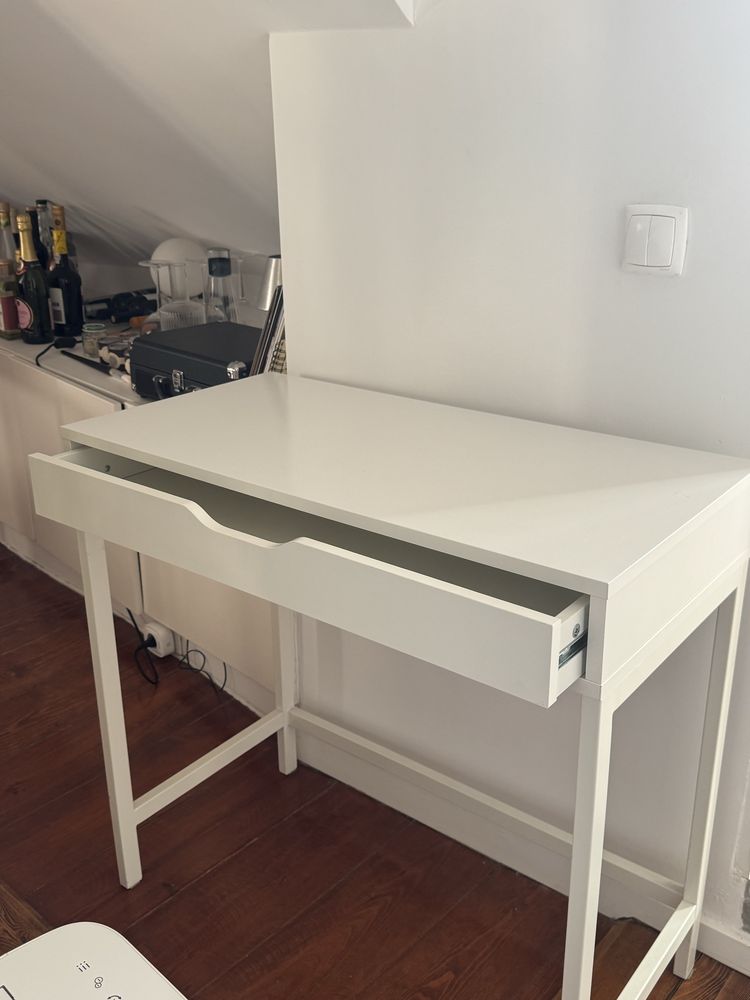Secretária, consola/ aparador Ikea Branco