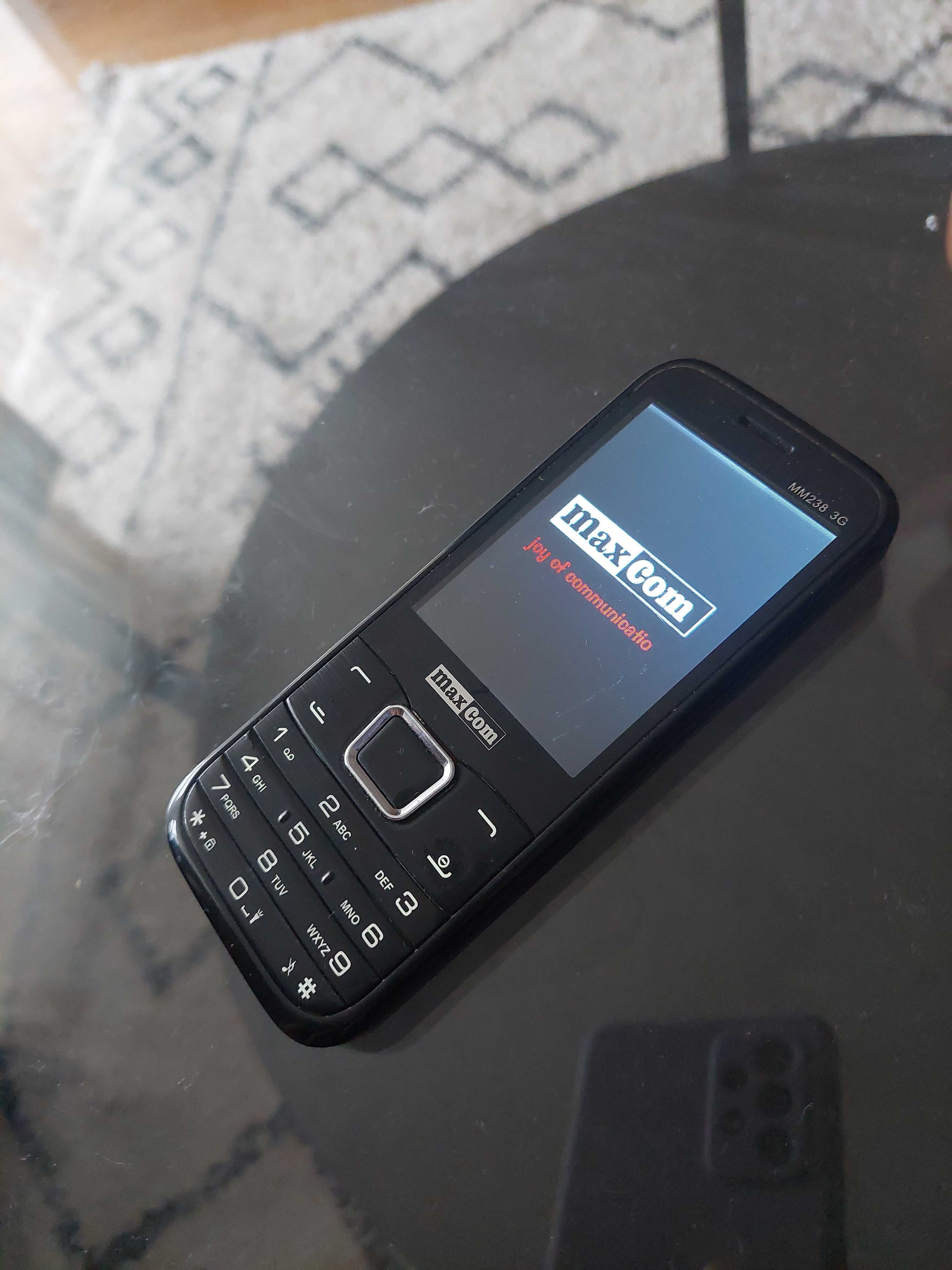 Telefon maxcom mm238