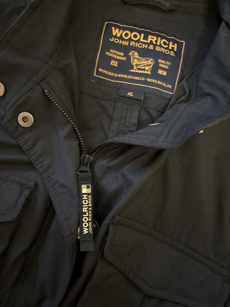 Куртка Woolrich M65.