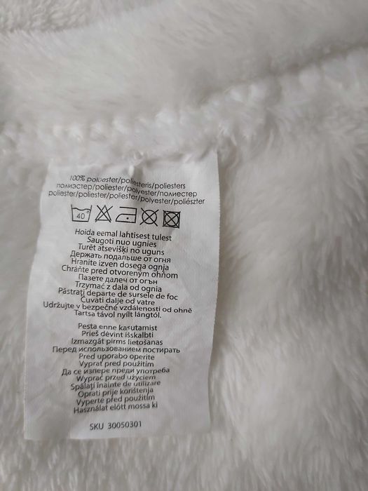Koc niemowlęcy mis polarowy z kapturem