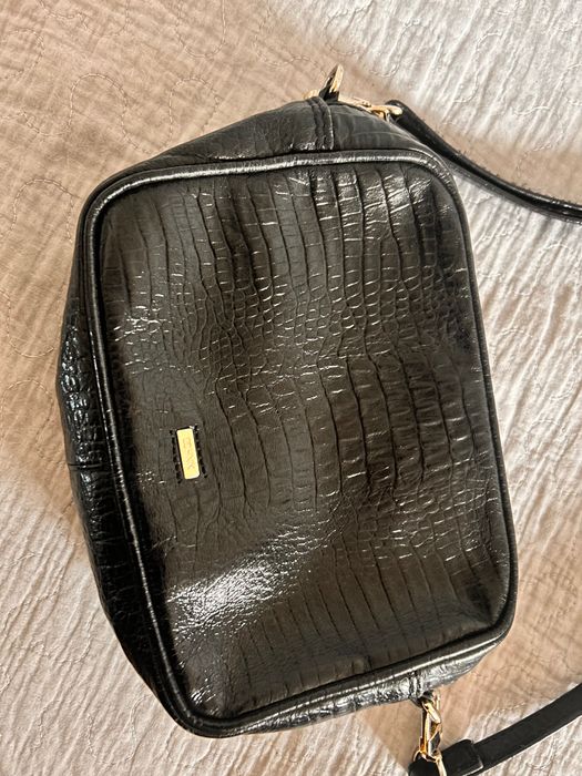 Mała torebka na pasku Ochnik ze skóry