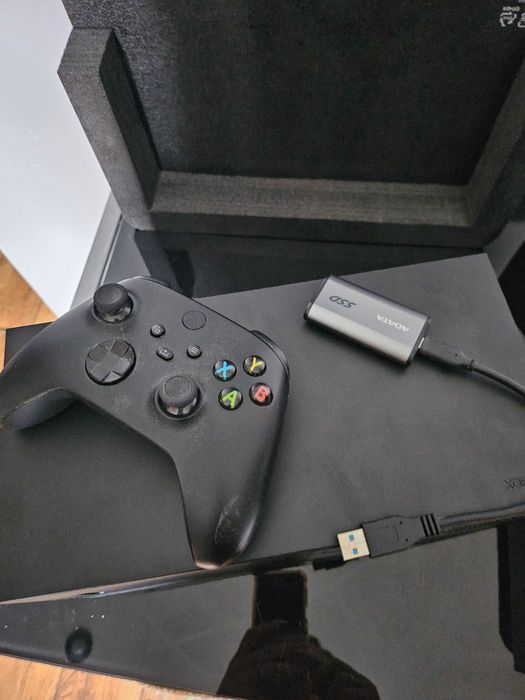 Konsola Microsoft Xbox Series X czarna 1TB