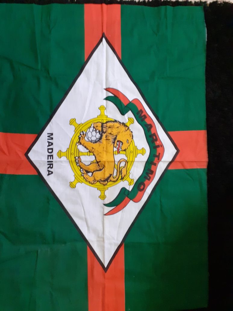 Bandeira maritimo completamente nova