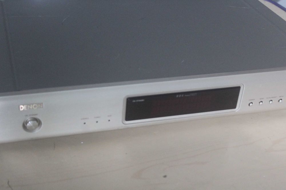 Tuner DENON TU-1500AE