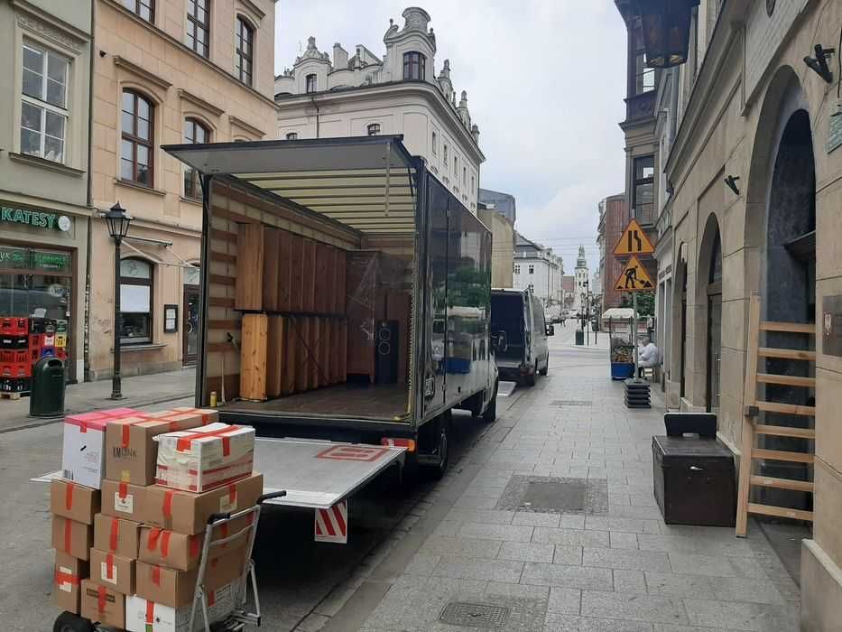 Tani transport juz od 30 zl Przeprowadzki utylizacja
