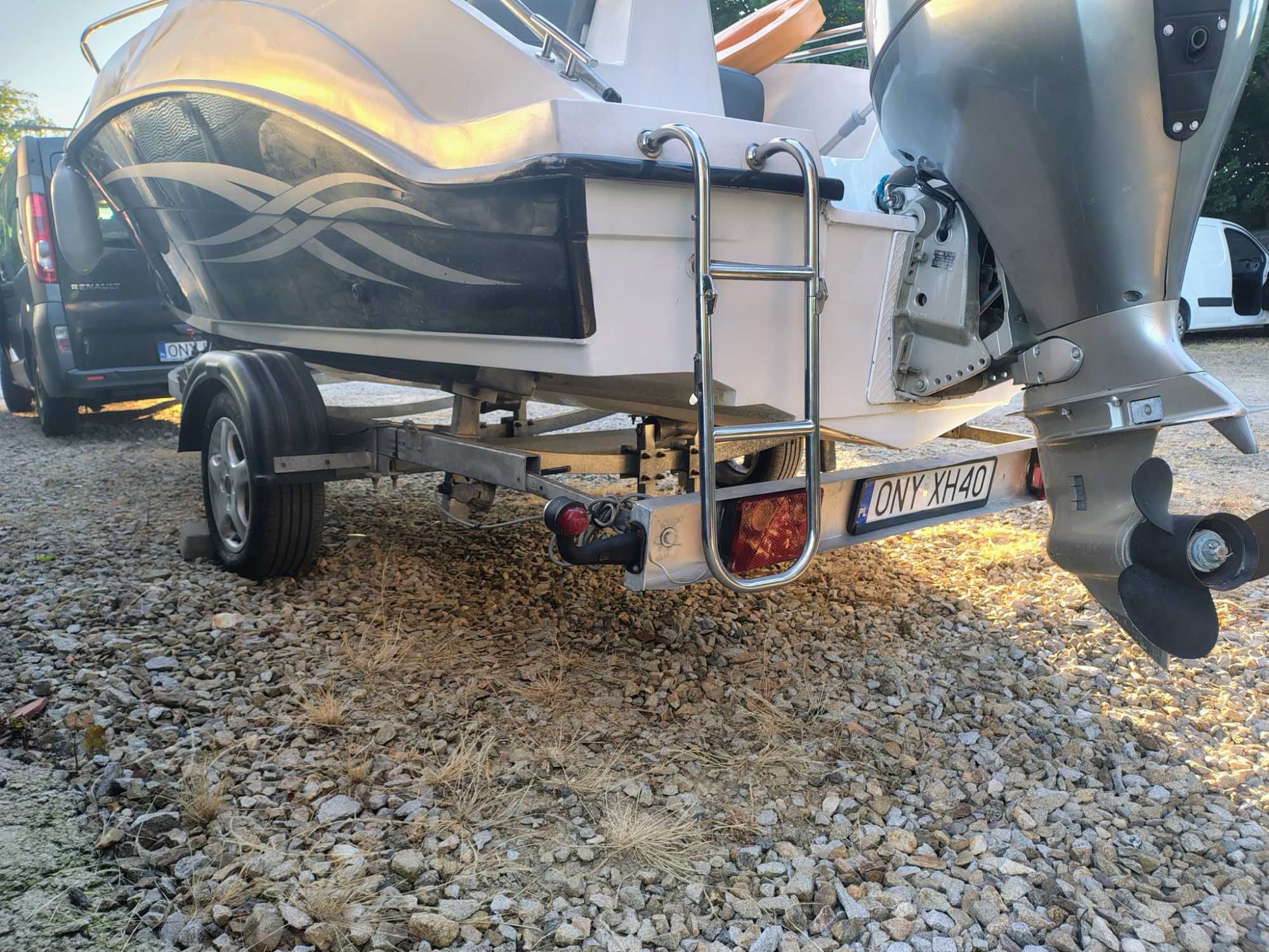 Przyczepa podłodziowa Jedna os 750 kg