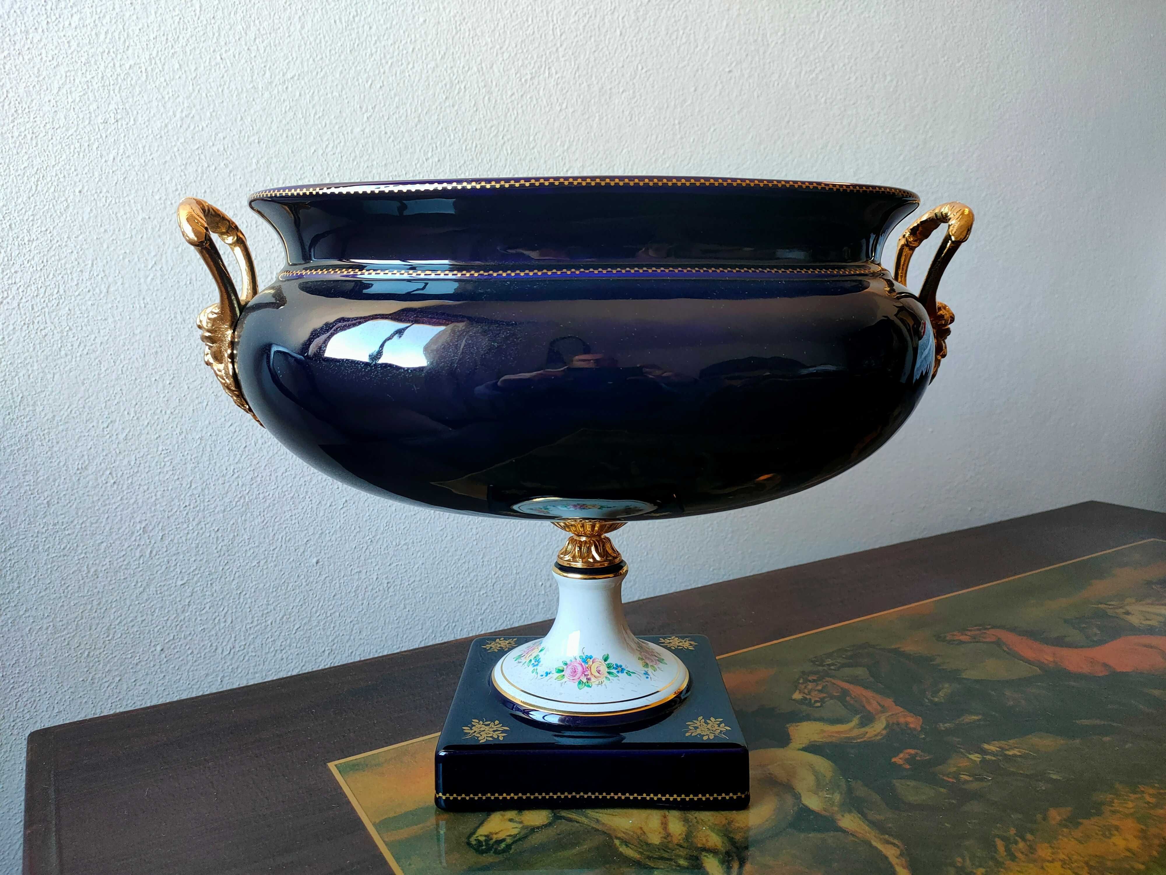 Conjunto Limoges - porcelana Masoni, pintado à mão (Azul Marinho).