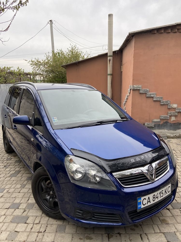 Продам Opel Zafira B