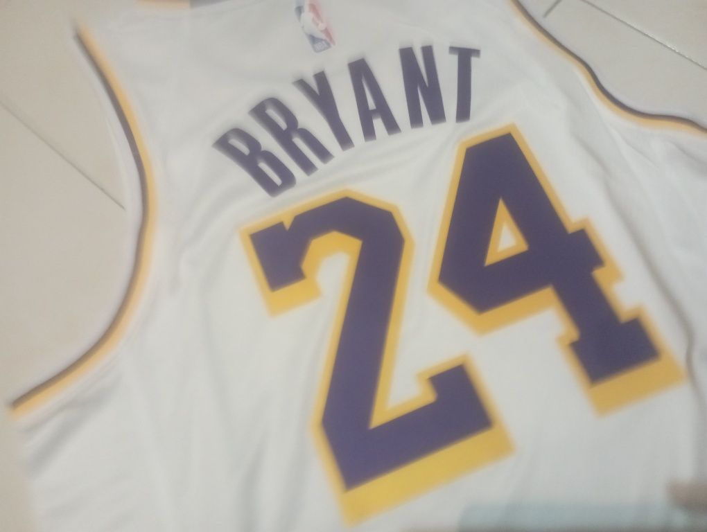 Camisola de basket dos Lakers