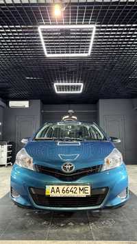 Toyota Yaris 2012 року