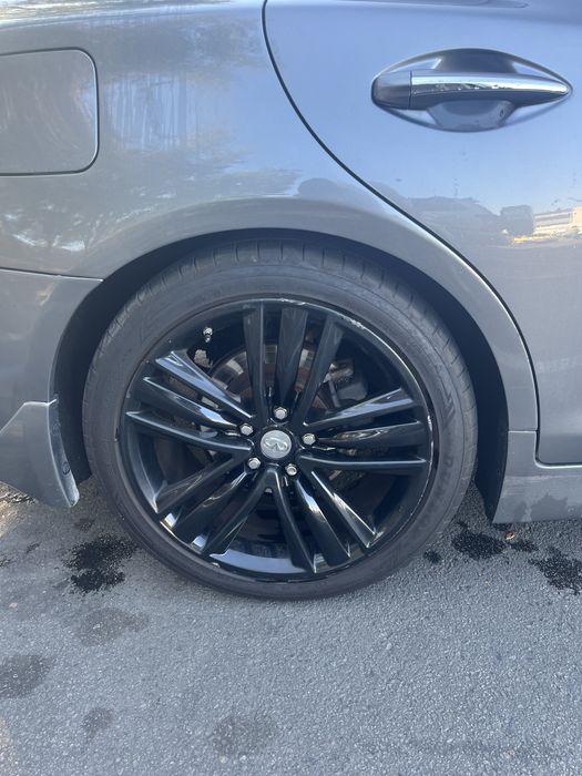 Infiniti Q50 Hybrid