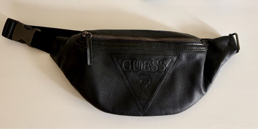 Bolsa de cintura GUESS