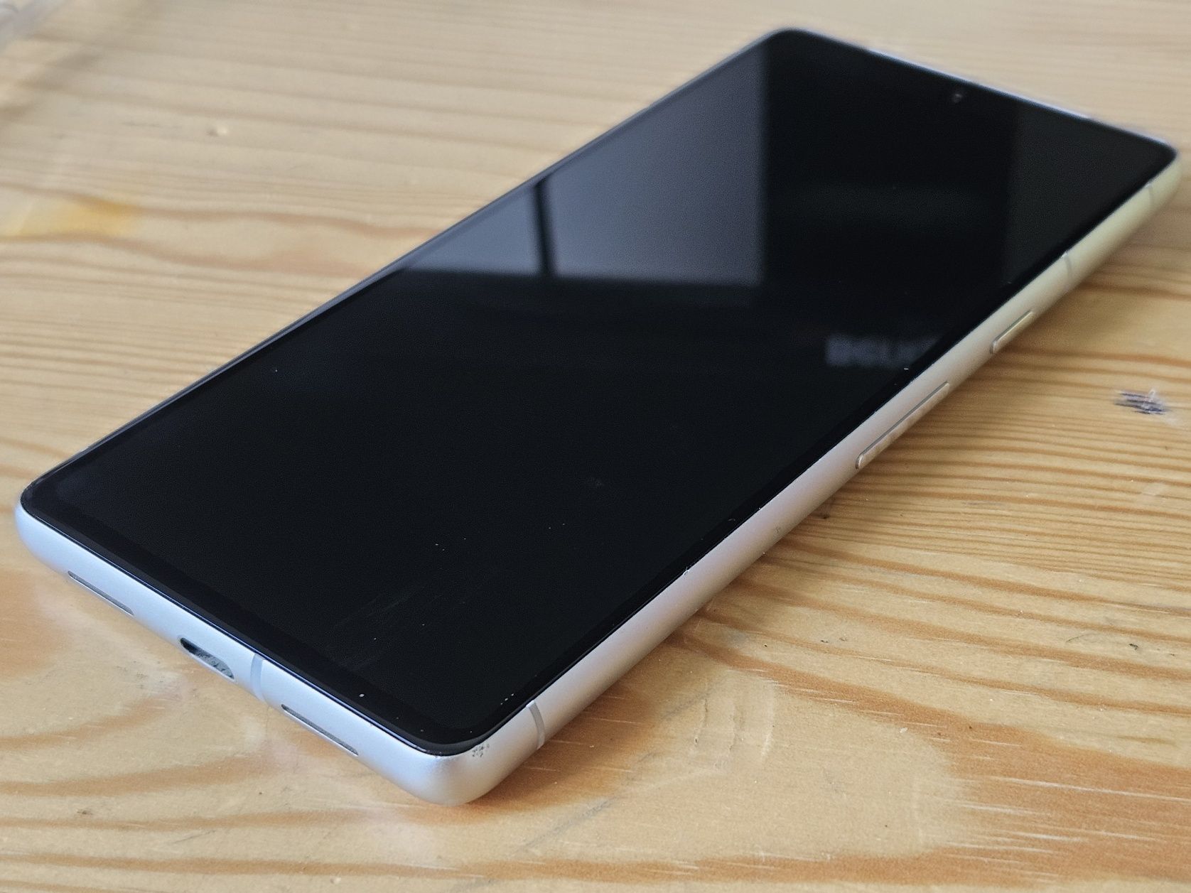 Google Pixel 7 128Gb Biały Bardzo Dobry Stan Bogaty Zestaw
