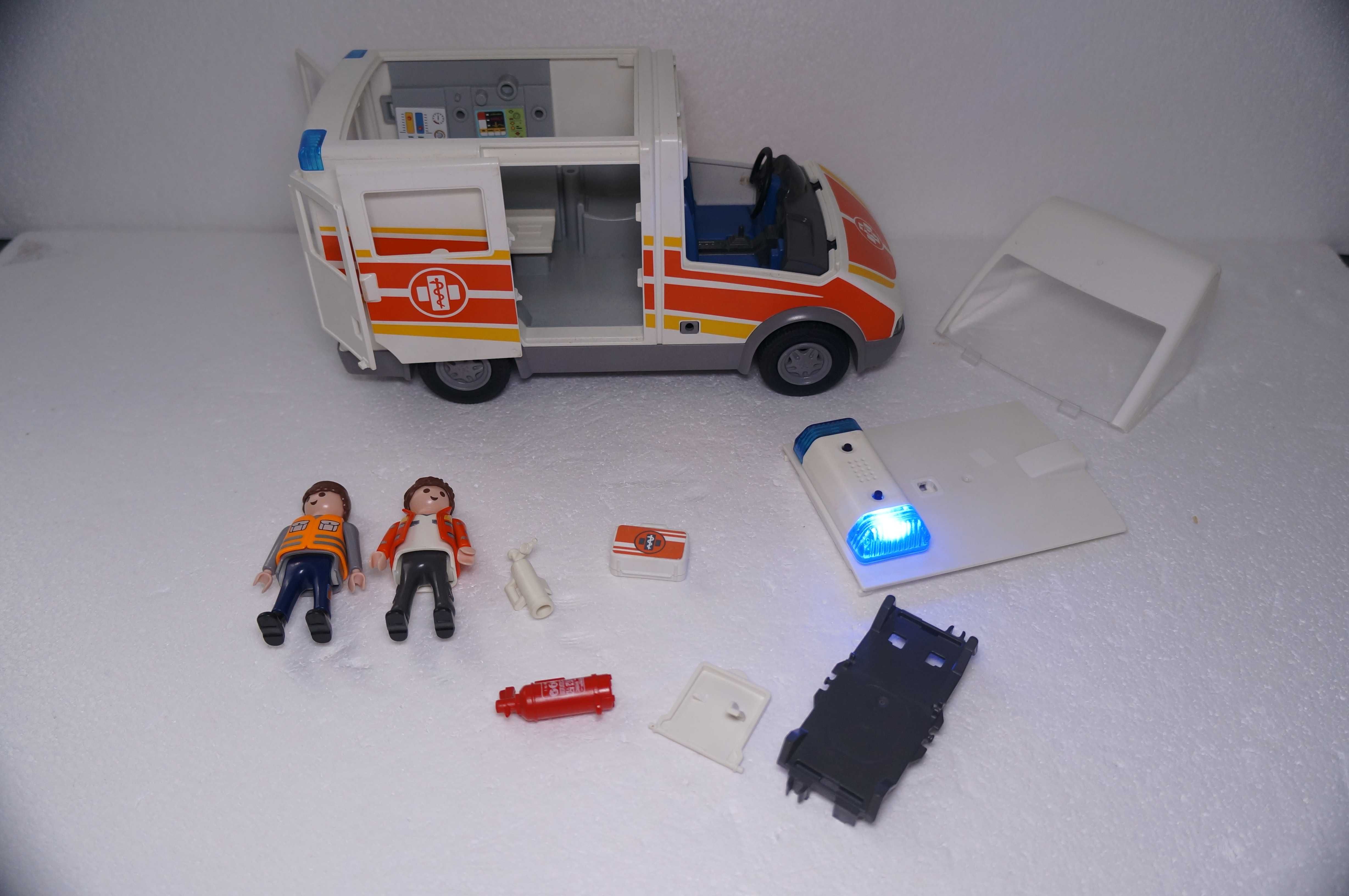Playmobil 960 Pogotowie Karetka Ambulans Medyk Światło i Dźwięki