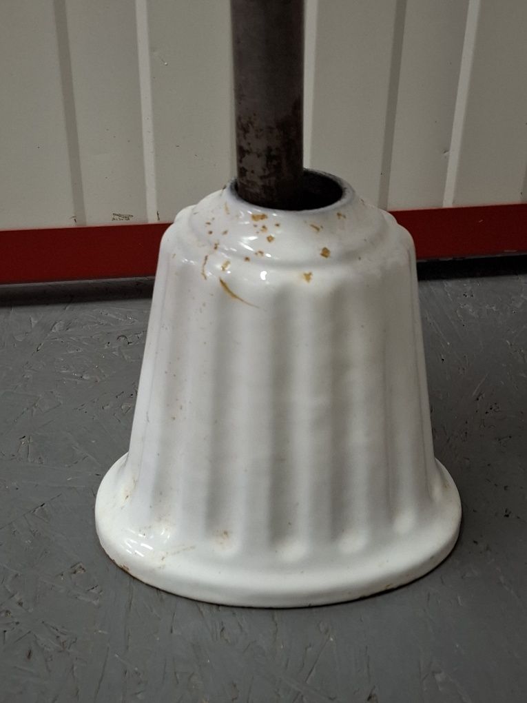 Medidor de azeite antigo