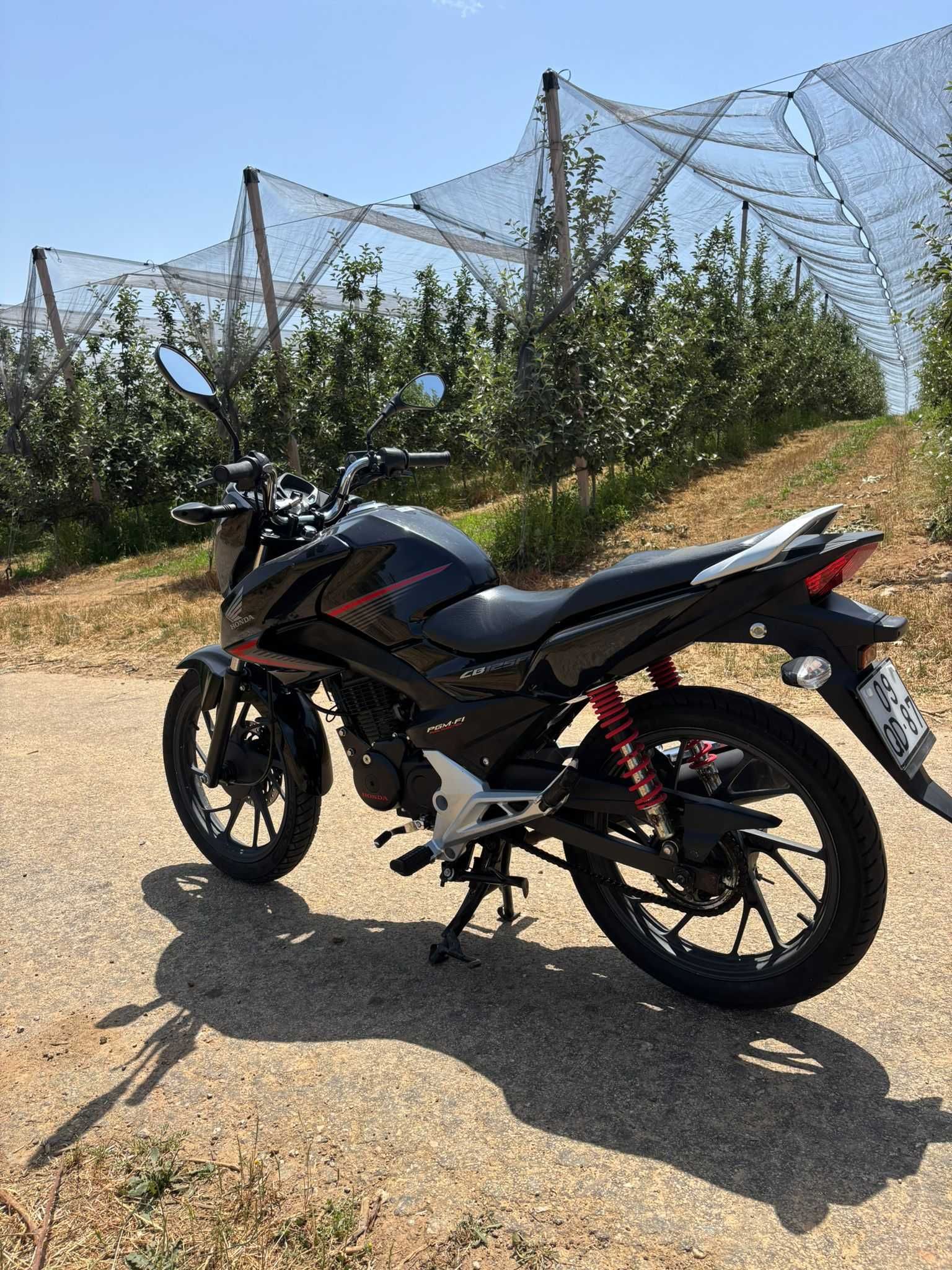 Honda  cb125f  - 2015