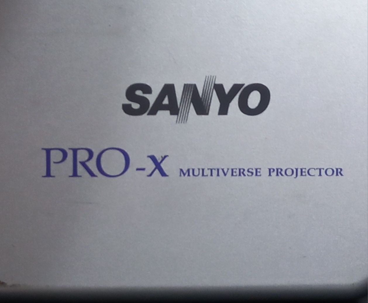 Projector Sanyo PRO - X