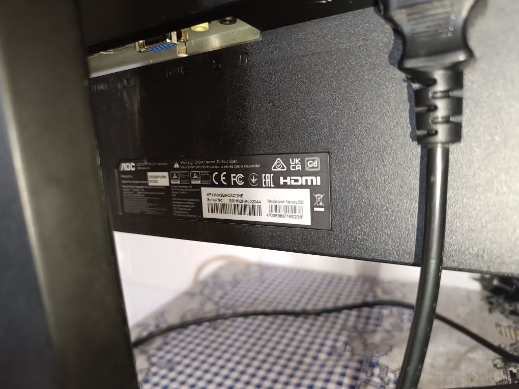 Monitor gaming como novo