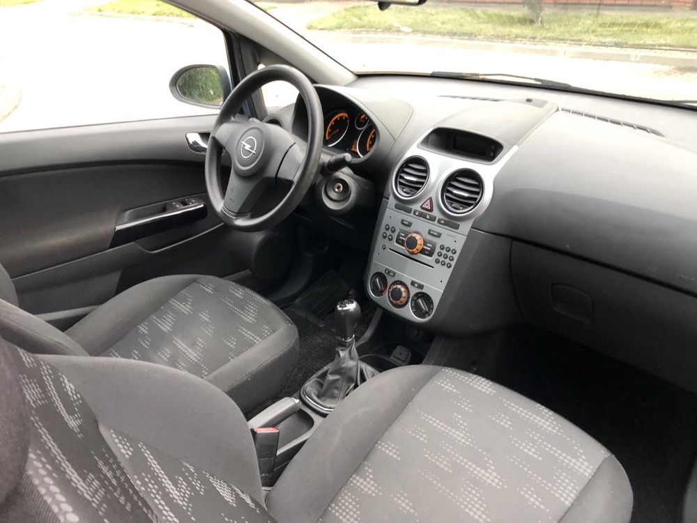 Opel Corsa 2013r 1,4 benzyna + LPG