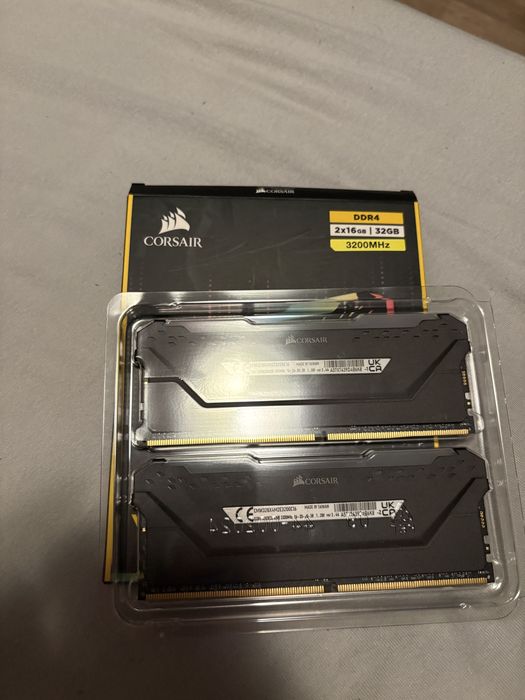 Corsair vengeance rgb 2x16gb 3200mhz cl16