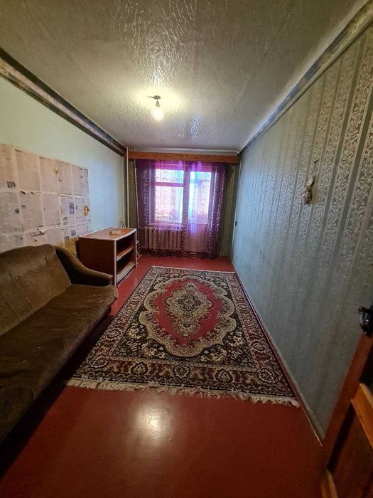 Продам 3 кімн. квартиру. р-н 3 міської лікарні. 28500