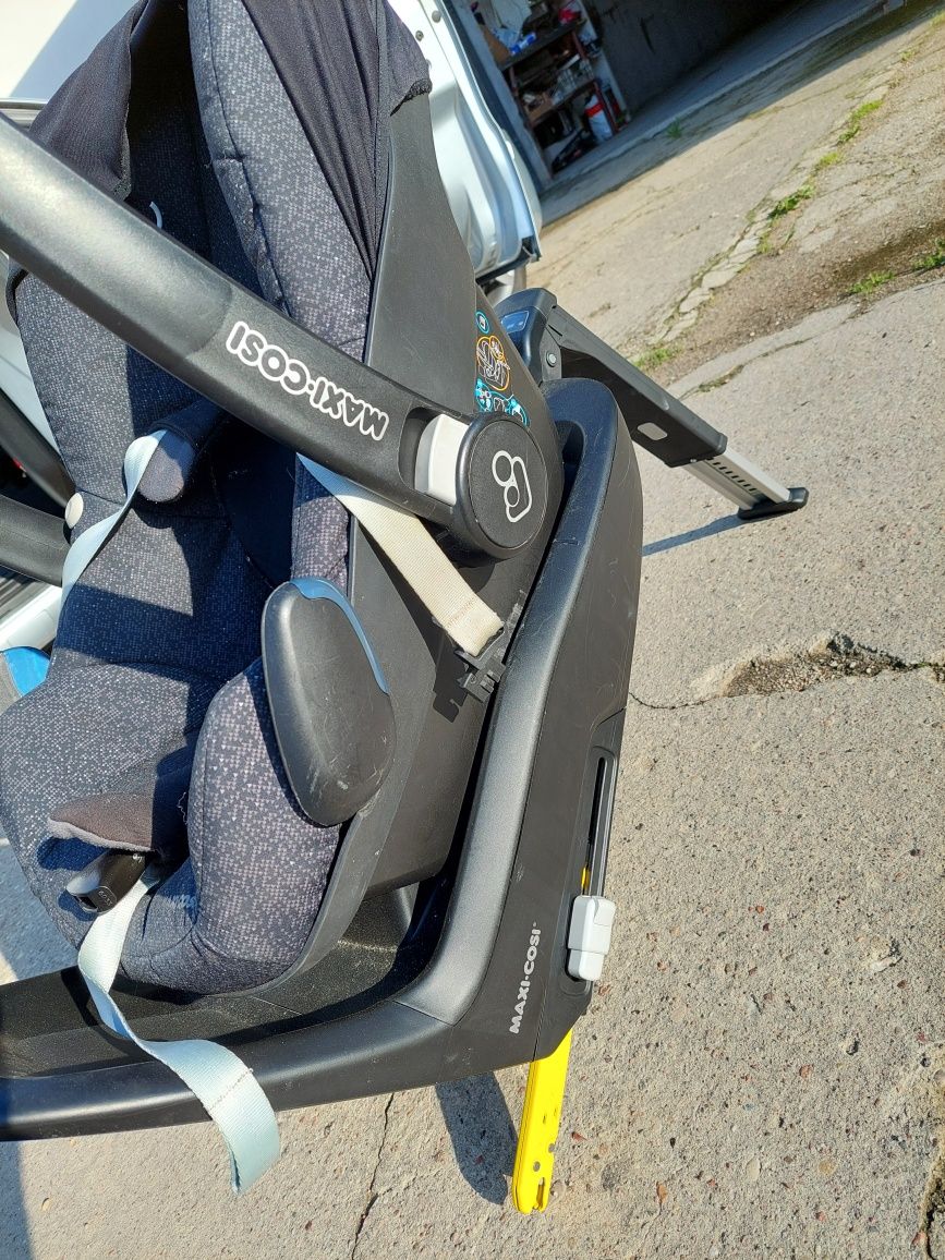 Nosidełko baza fotelik samochodowy maxi cosi pebble isofix led