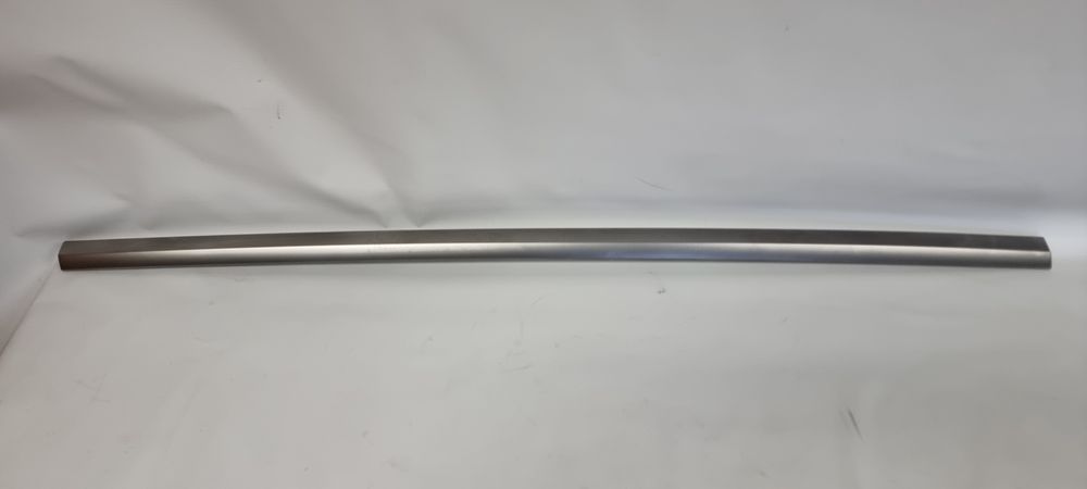 Listwa drzwi dolna lewa przód ciemny chrom  bmw g11 g12 nowa oryginał