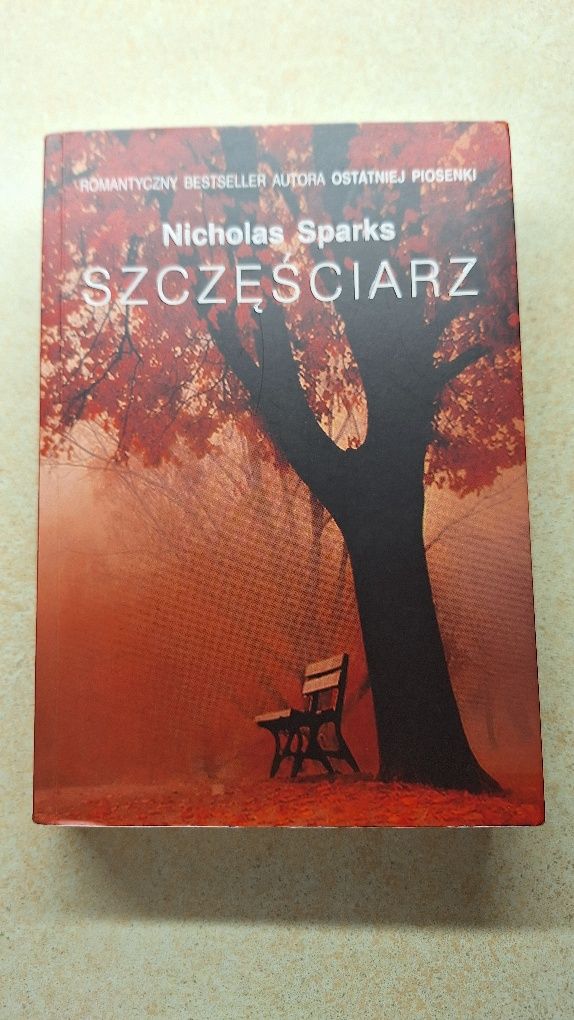Książka Nicholasa Sparksa "Szczęściarz "