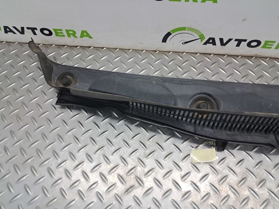 Решетка дворников (пластик) жабо BMW BMW X1 F48 51717350591