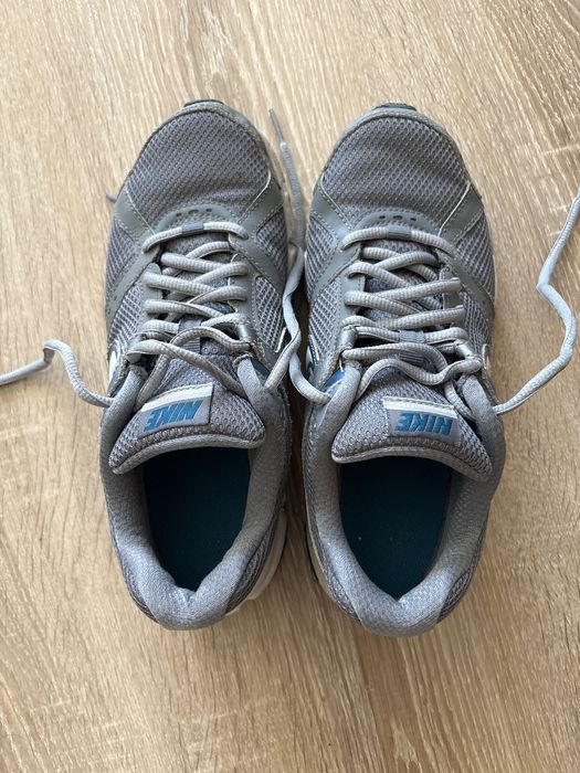 Tenis corrida Nike