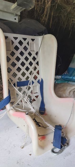 Hustawka ogrodowa dla dziecka plastikowa z pasami