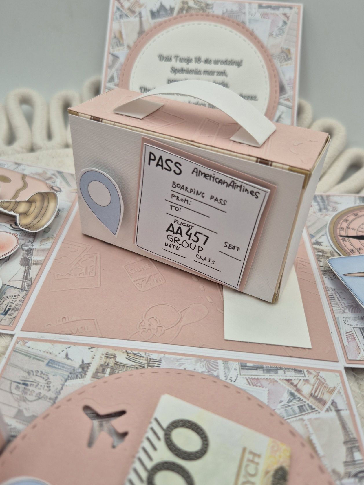 Exploding box urodziny 18-stka pastelowy podróże prezent