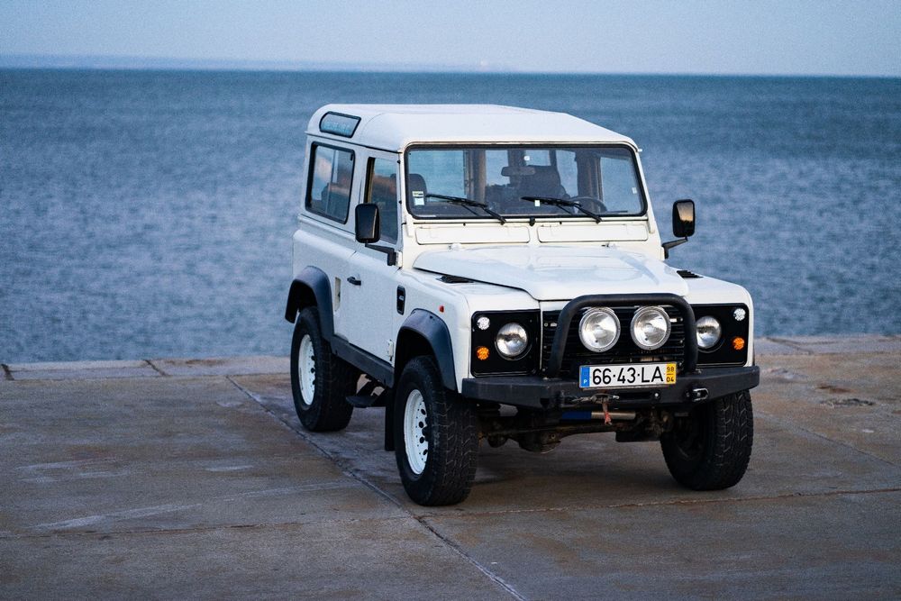 Land Rover Defender 90 2.5 TDi Metal Top