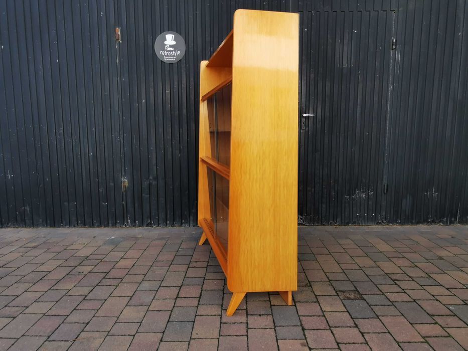 Biblioteczka NOVY Domov, Czechosłowacja '60 proj. F. Jirák, PRL