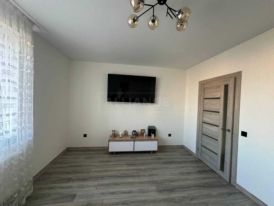 Гарна 2км квартира з ремонтом в спальному районі