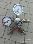 Reduktor gazu CO2 dwa zegary