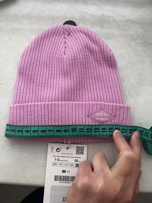 Шапка Zara на дівчинку