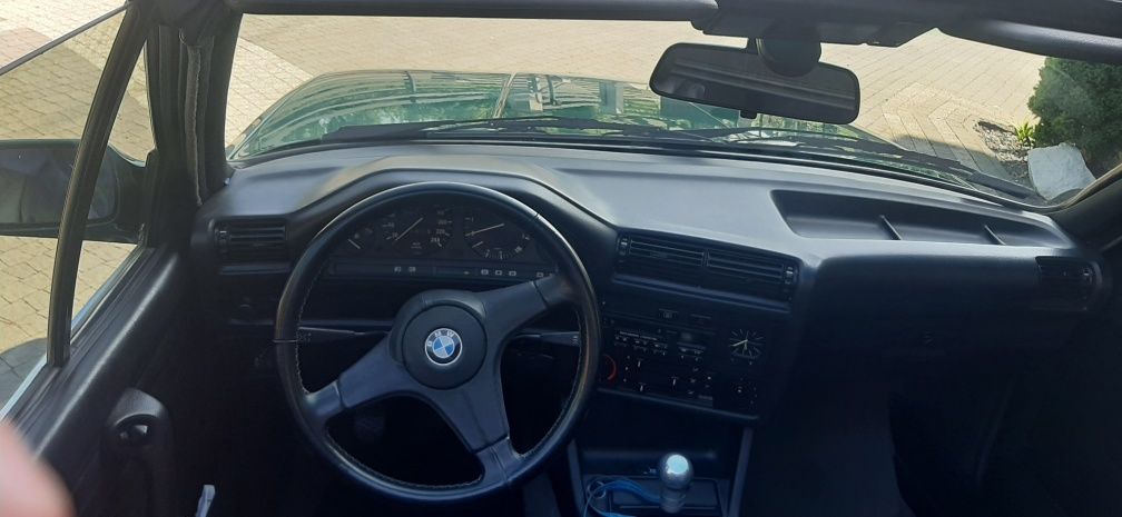 Bmw e30 325i kabriolet